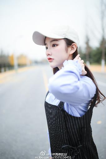 公与媳在厨房猛烈进出